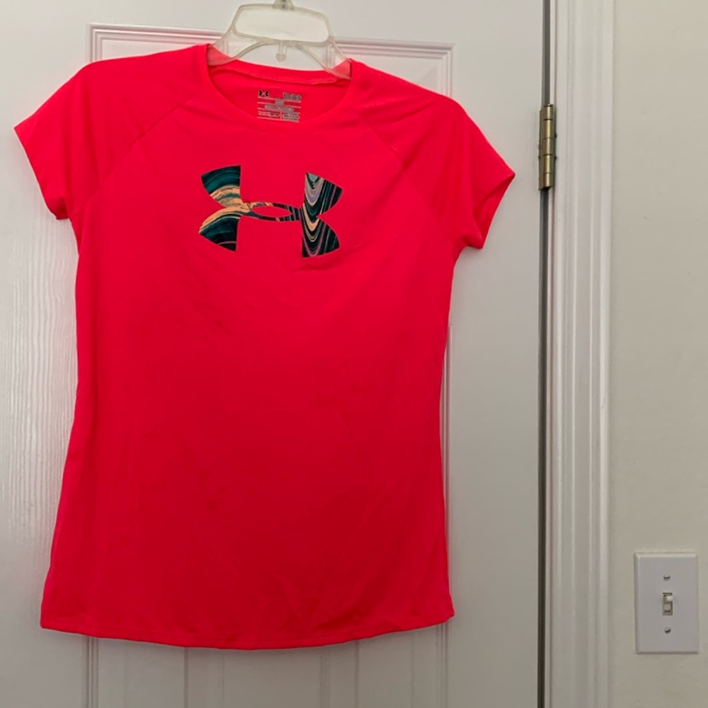 Under armor top new without tags